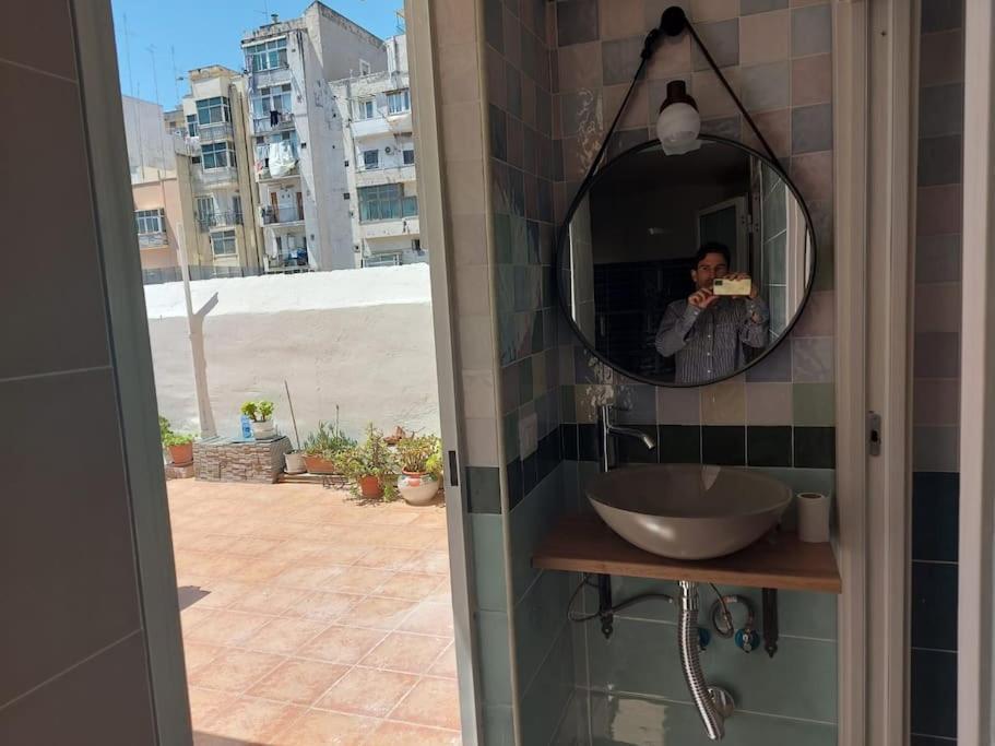 Characteristic Garibaldi Daire Bari Dış mekan fotoğraf